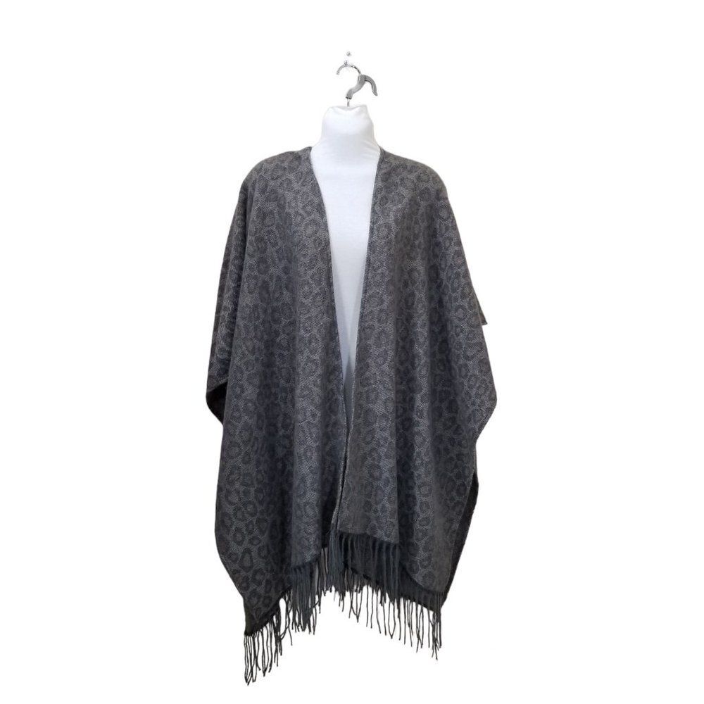 NWOT Woolrich cheetah print poncho - OS - Picture 1 of 7